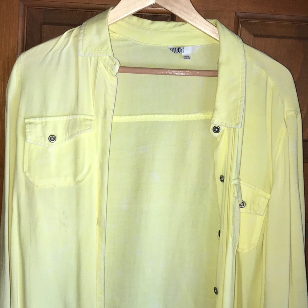 Volcom button down shirt